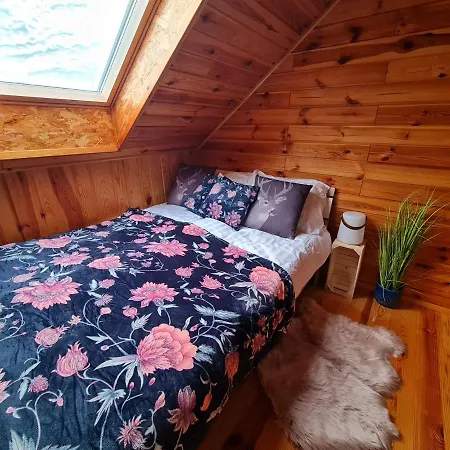 Siedlisko Na Wzgorzu - - Borsuki *