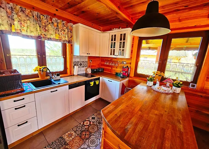 Siedlisko Na Wzgorzu - - Borsuki Sarnaki